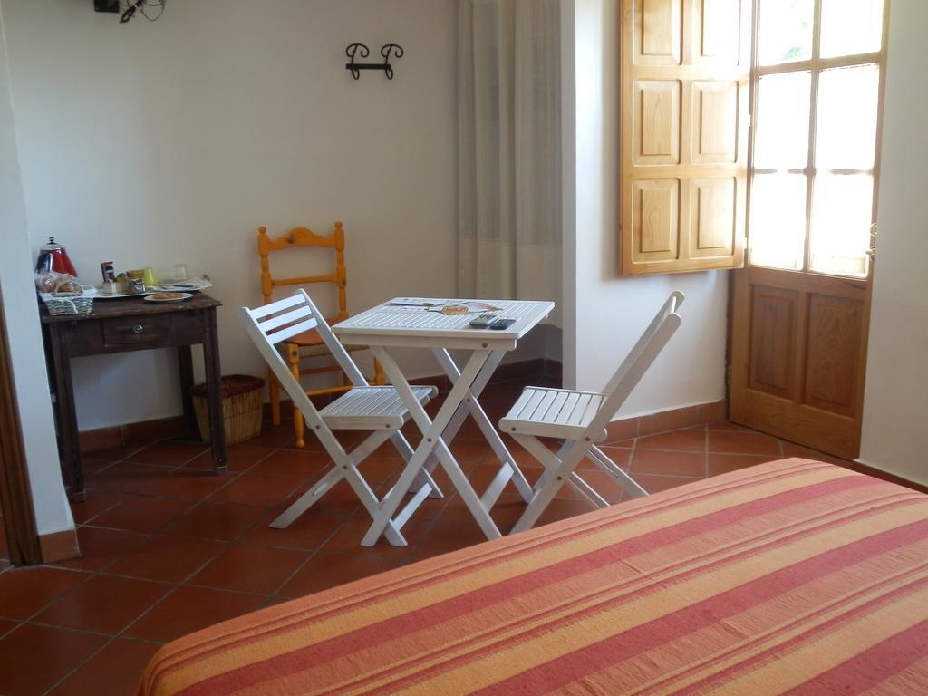 Bed and Breakfast Il Girasole à Fosdinovo Chambre photo