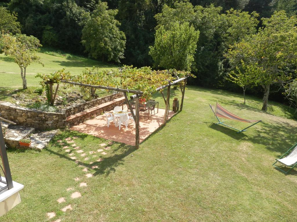 Bed and Breakfast Il Girasole à Fosdinovo Extérieur photo